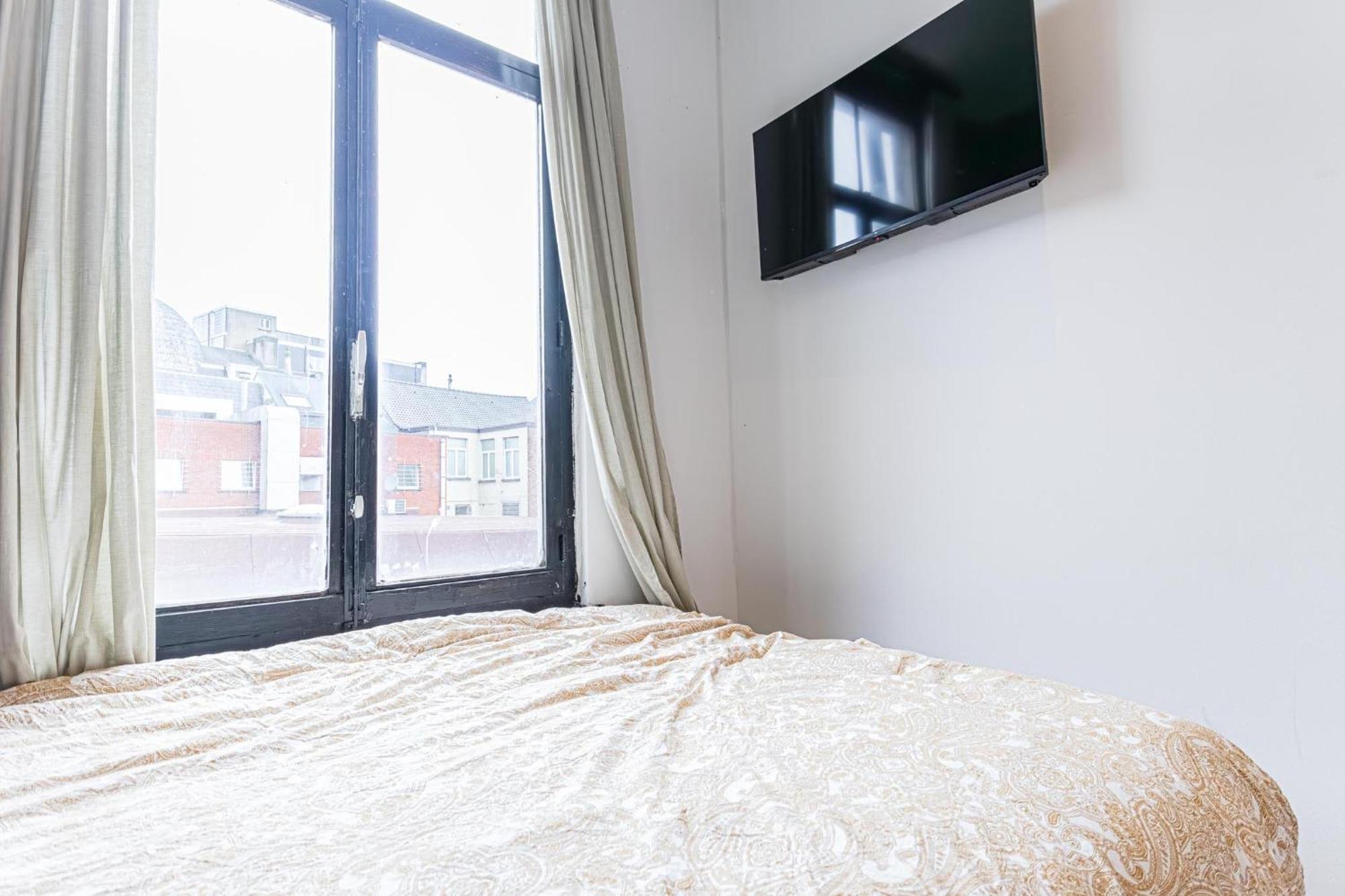 Lovely & Comfortable Studio Apartments At Heart Of Gent Exterior photo